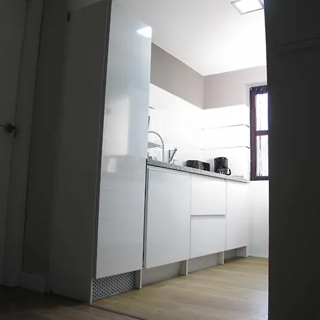 Casa Rota By Kubik Касерес