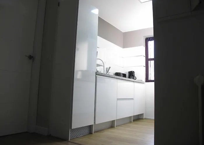 Casa Rota By Kubik Касерес